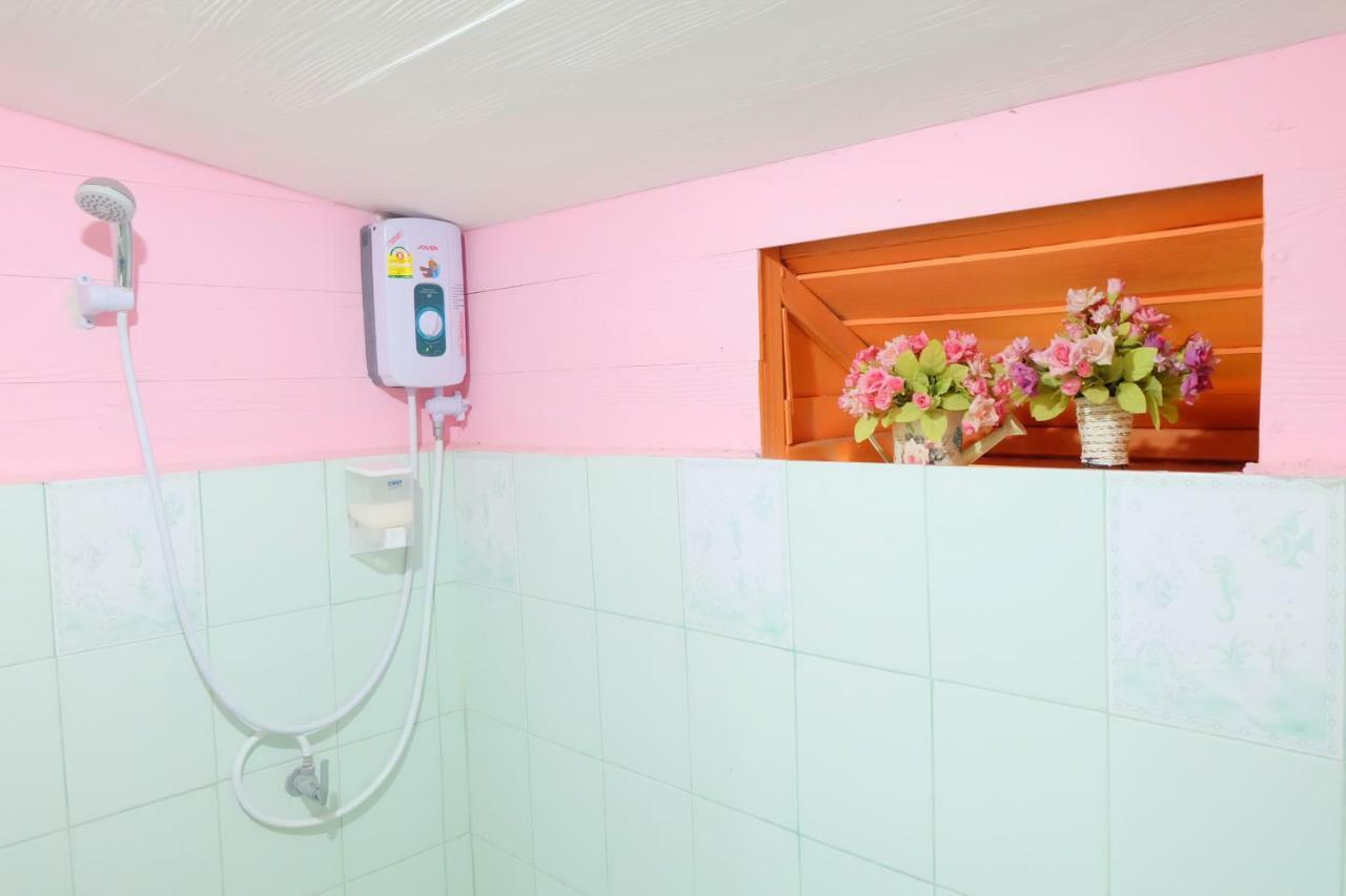 A Houses Homestay Nakhon Ratchasima Ngoại thất bức ảnh